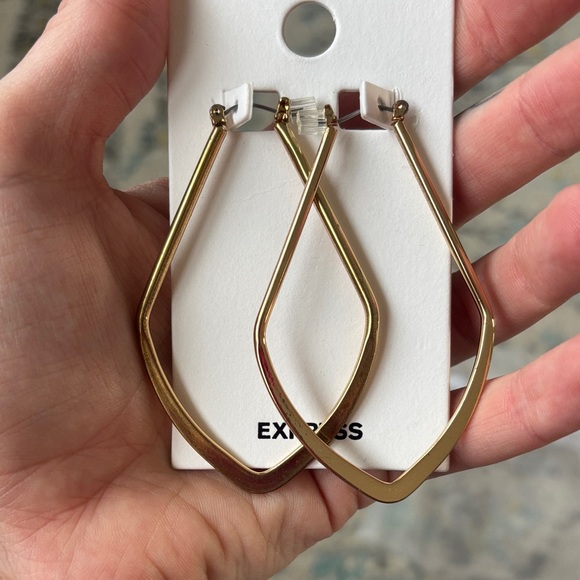 Express Gold-Tone V-Shaped Earrings - Picture 5 of 6